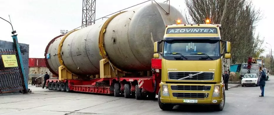 Перевозка крупногабаритных грузов в СПб-min